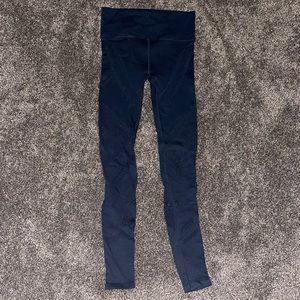 ALO leggings size small